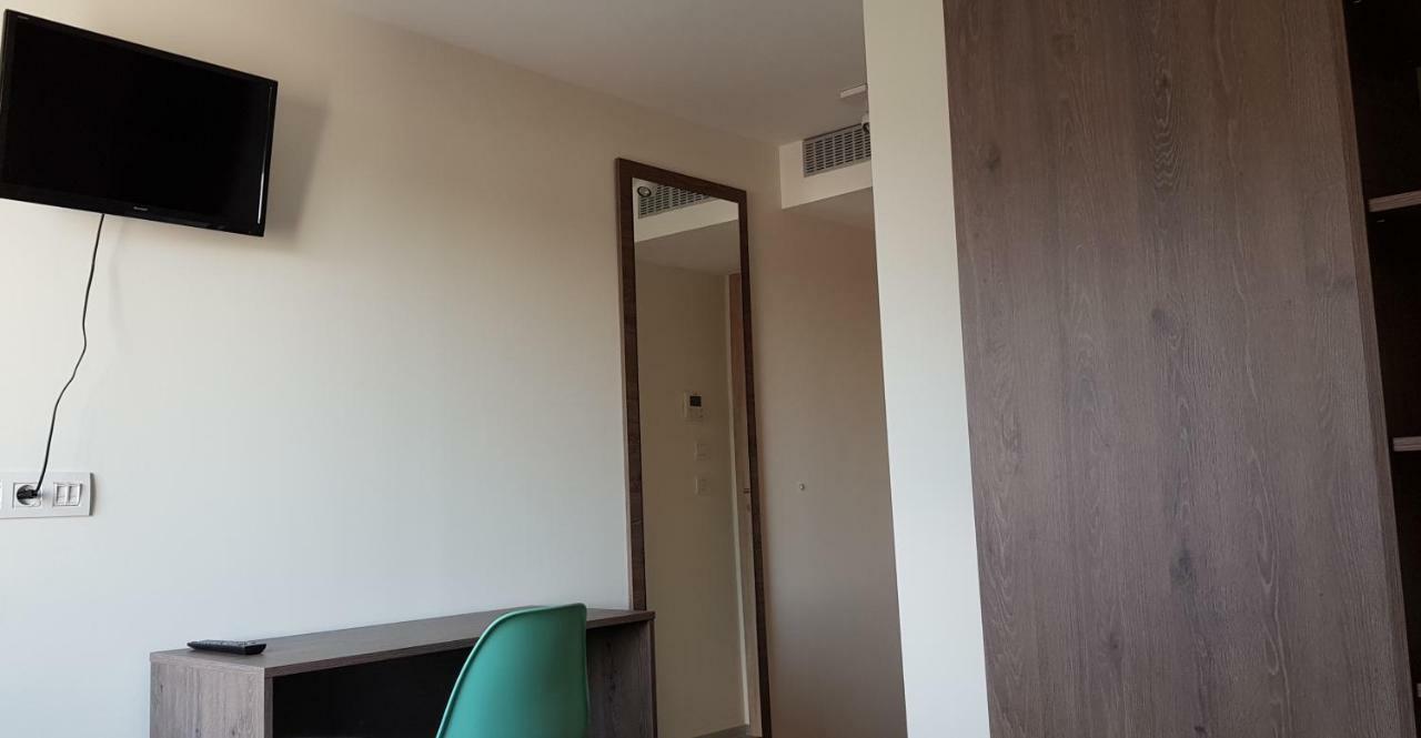 Hotel L'Avenue ลิบรามองต์ ภายนอก รูปภาพ